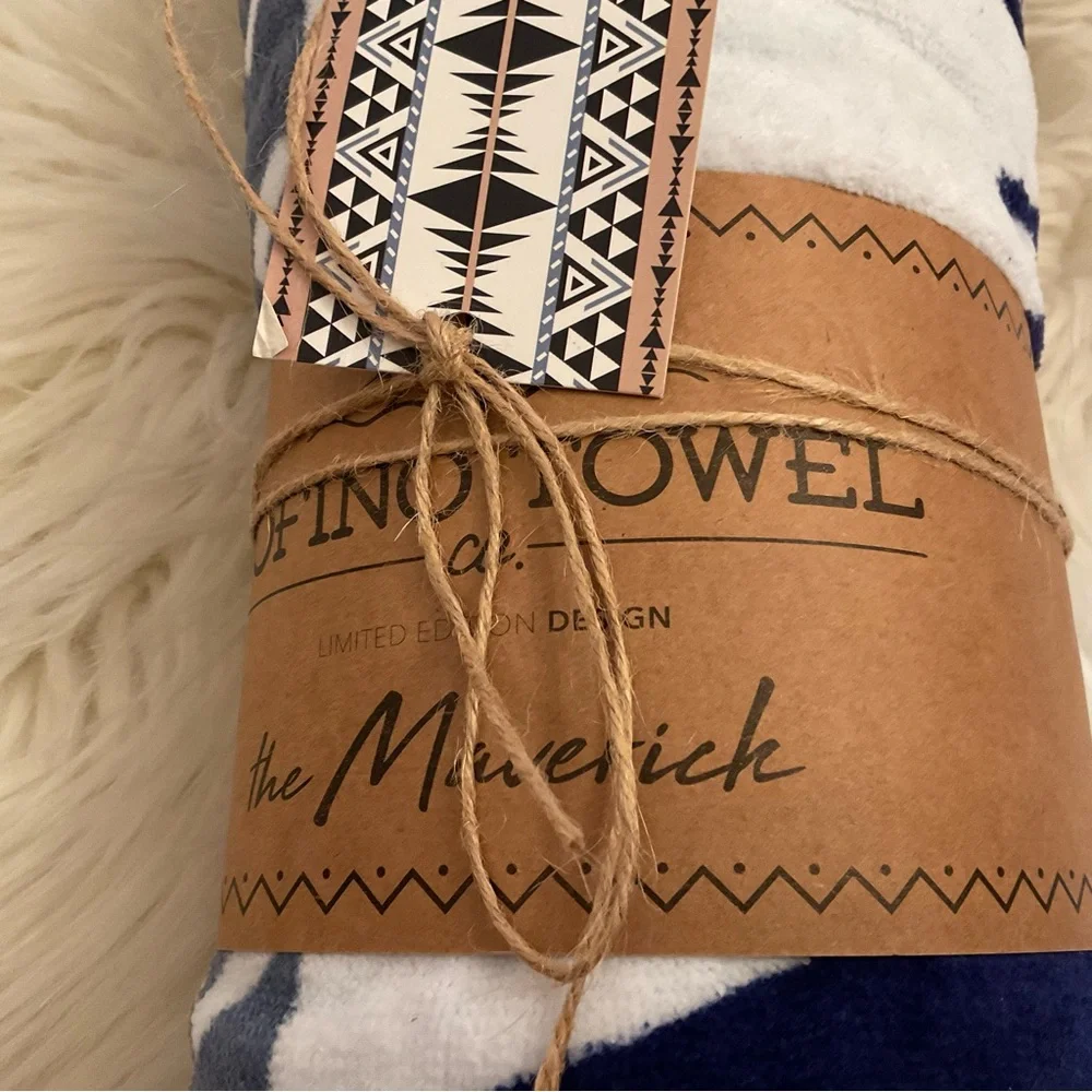 Tofino Towel Co. The Maverick Beach Towel - NWT